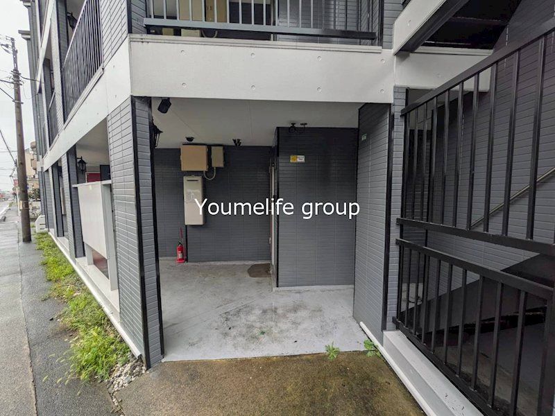 近くのファミリーマート 厚木妻田北店まで678m(徒歩9分)