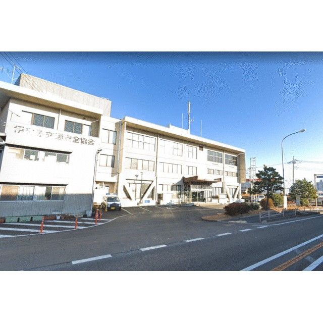 近くの伊勢原警察署まで192m（徒歩3分）