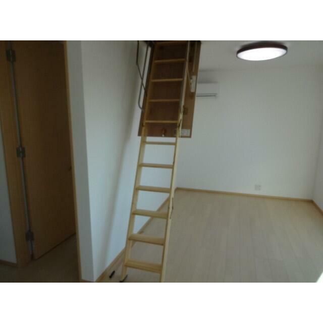 ベッドルーム