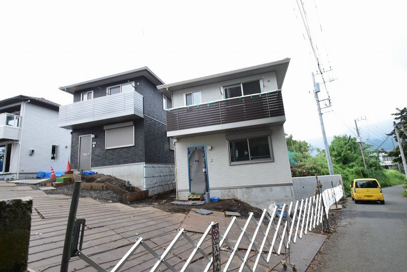 近くのマックスバリュ秦野東田原店まで629m（徒歩8分）