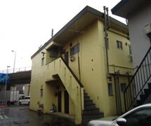 中ノ町荘 東棟の外観画像
