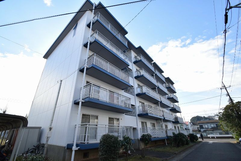 テレパレス伊勢原2号棟の外観画像