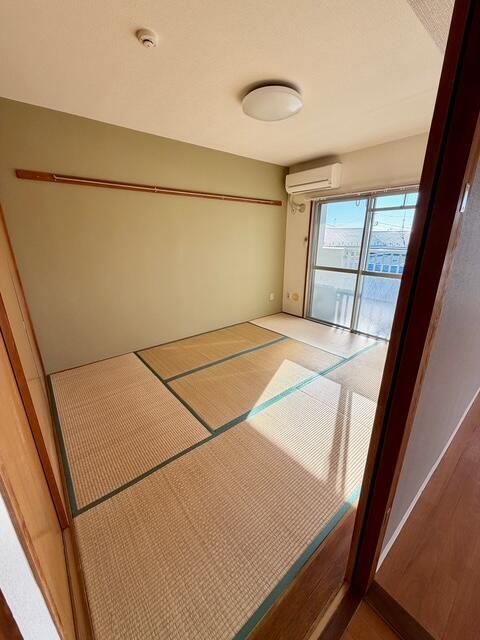 近くのセブンイレブン 厚木石神店まで312m(徒歩4分)
