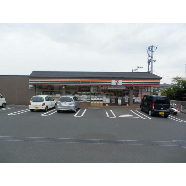 近くのセブンイレブン小田原本町店まで327m（徒歩5分）