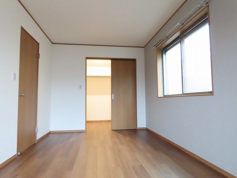 ベッドルーム