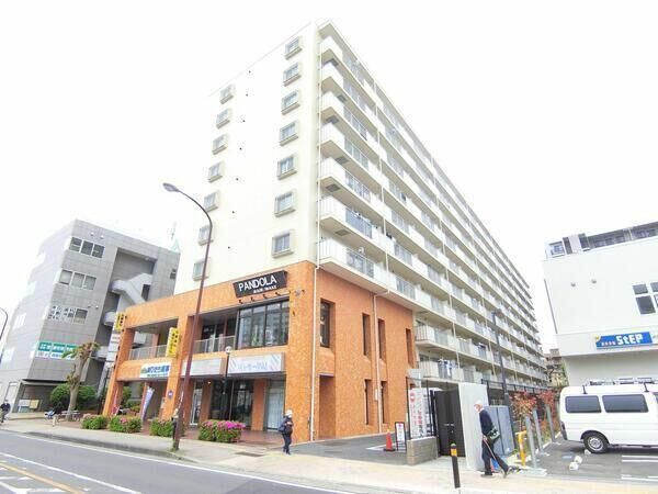 近くの小田急マルシェ秦野まで92m（徒歩2分）