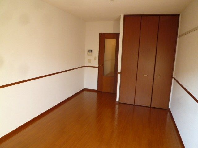 ベッドルーム