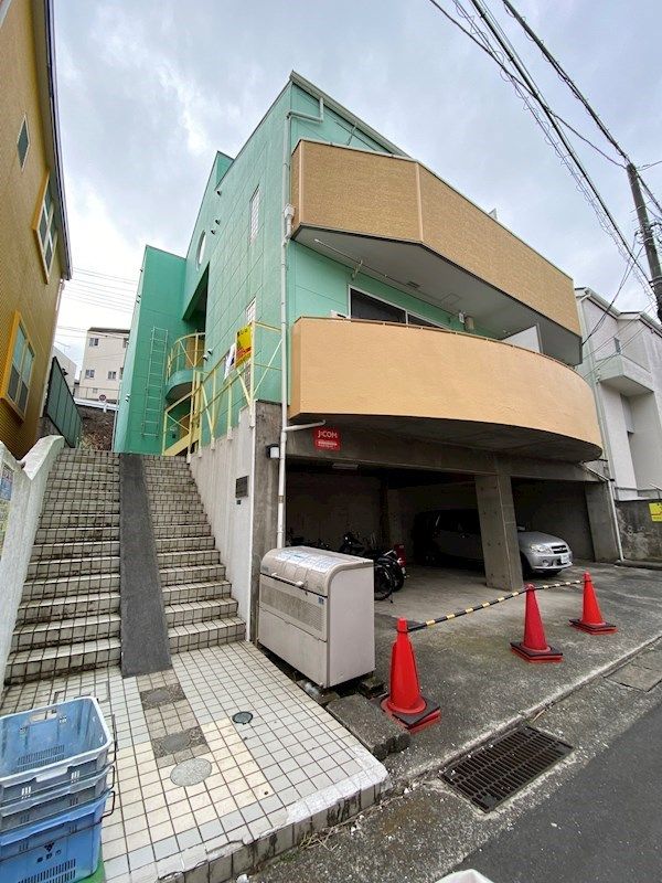 テニメント ヒルの外観画像