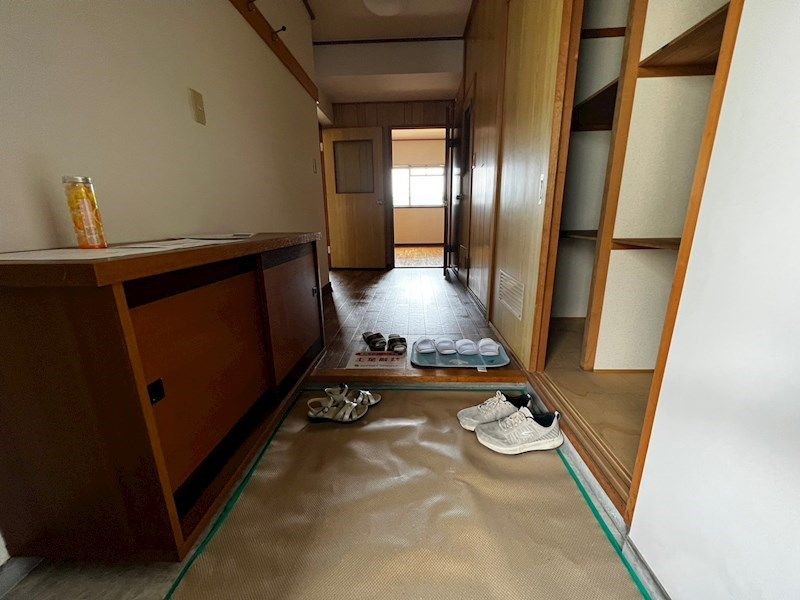 玄関