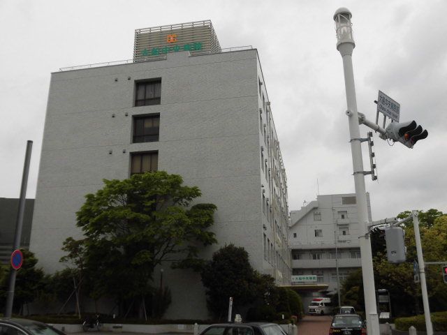 近くの横浜栄共済病院まで1,891m（徒歩24分）