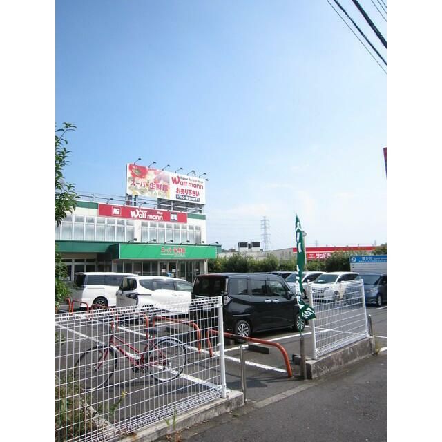 近くのスーパー生鮮館TAIGA藤沢石川店まで267m（徒歩4分）