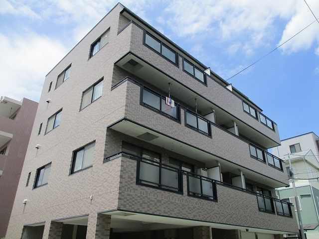 エメラルドマンションの外観画像