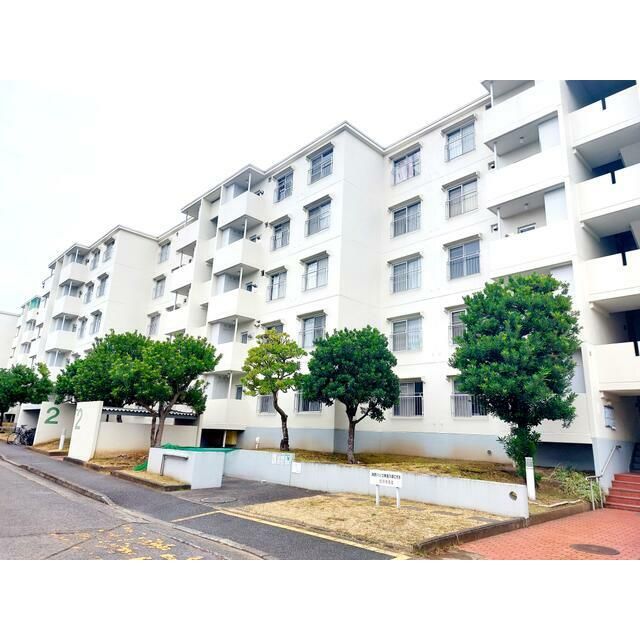 フローラ桂台2号棟の外観画像