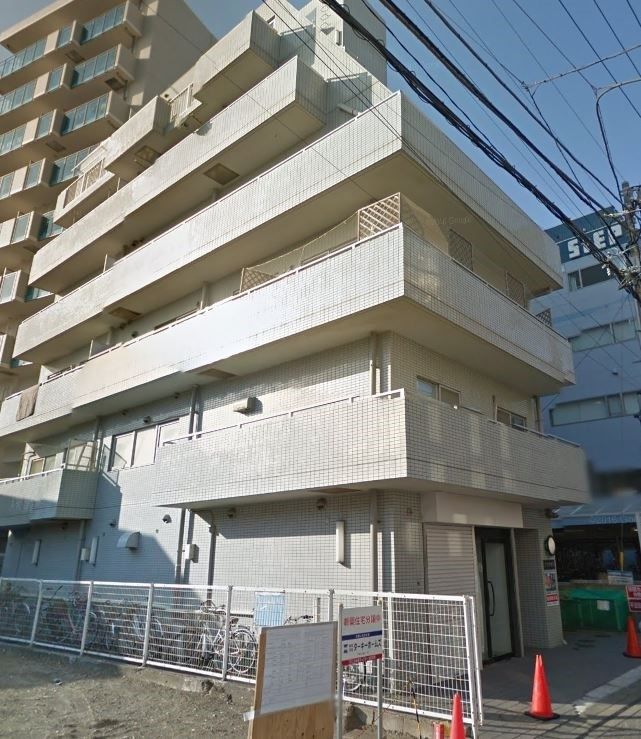 三直ビルの外観画像