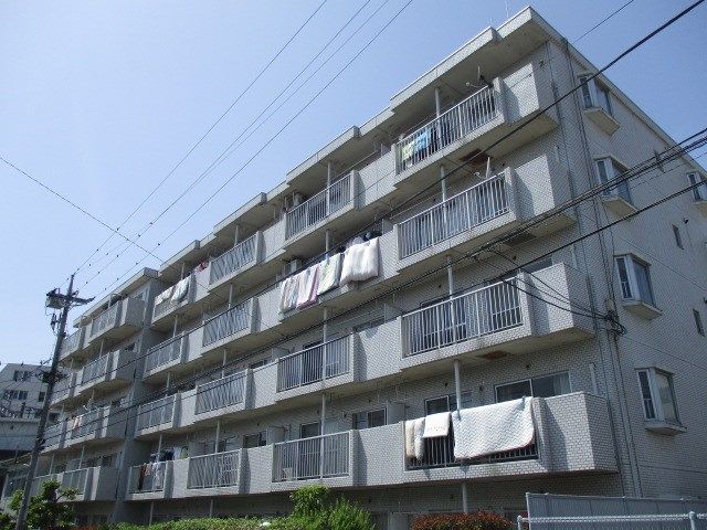グリーンアベニューの外観画像