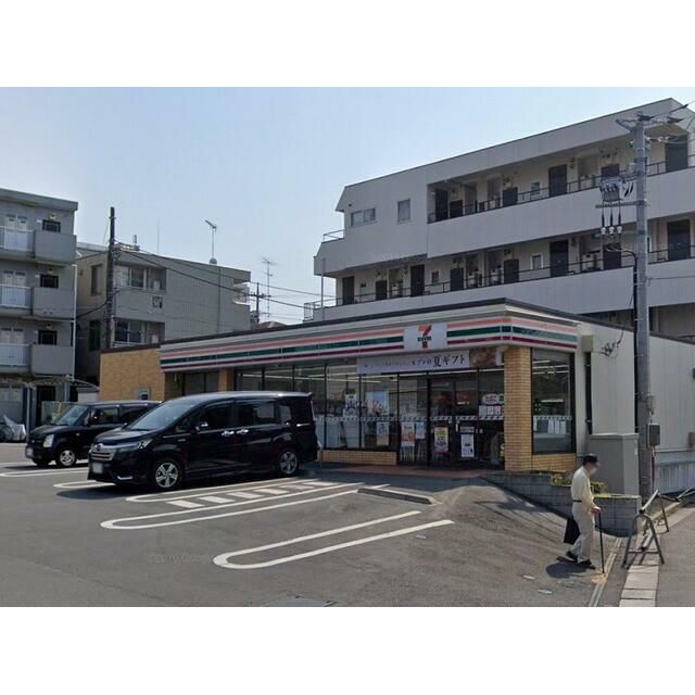 近くのセブンイレブン大和福田1丁目店まで247m（徒歩4分）