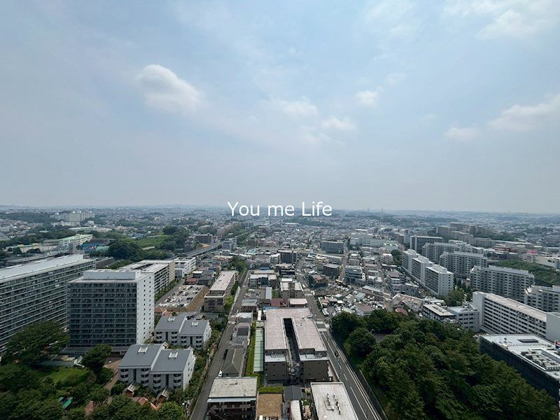 近くのオーロラモール東戸塚まで125m(徒歩2分)