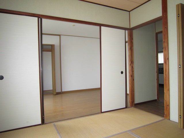 ベッドルーム