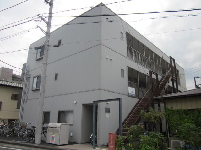 TROOPの外観画像
