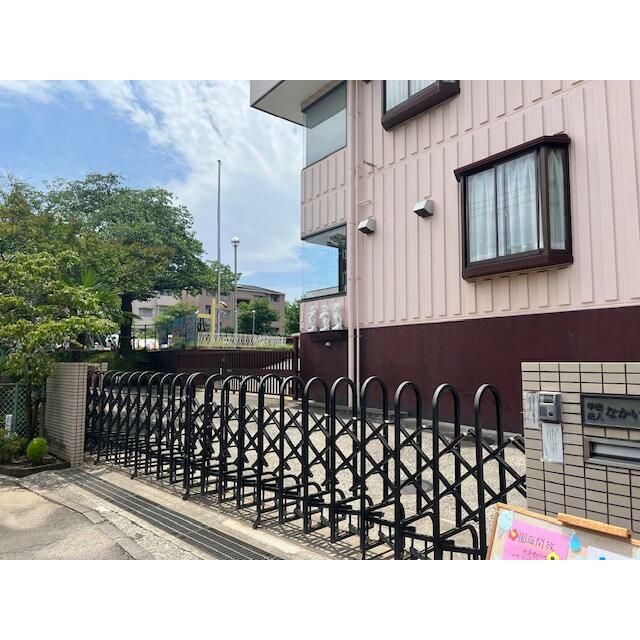 近くの森の里幼稚園まで174m(徒歩3分)