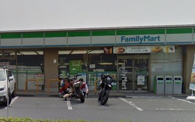 近くのファミリーマート せきぐち戸塚原宿店まで184m（徒歩3分）