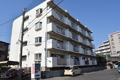 ロイヤルハイツIの外観画像