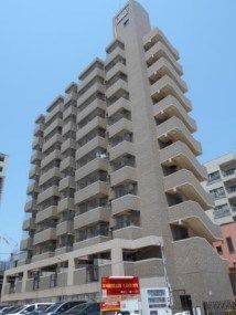 ライオンプラザ平塚宝町の外観画像