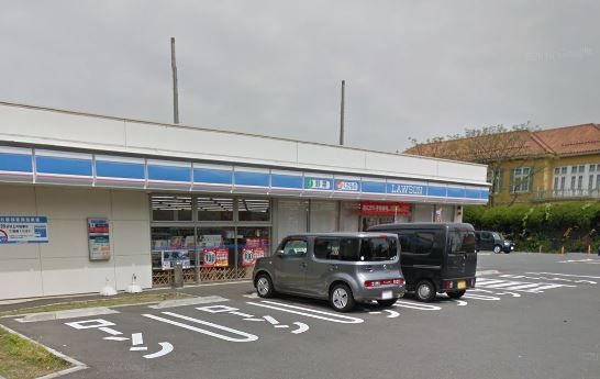 近くのローソン 戸塚原宿四丁目店まで945m（徒歩12分）