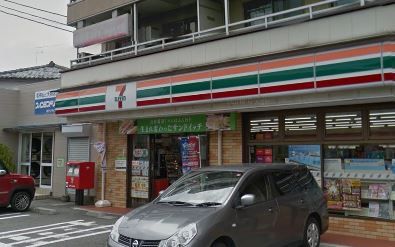 近くのセブンイレブン 鎌倉岩瀬北店まで680m（徒歩9分）