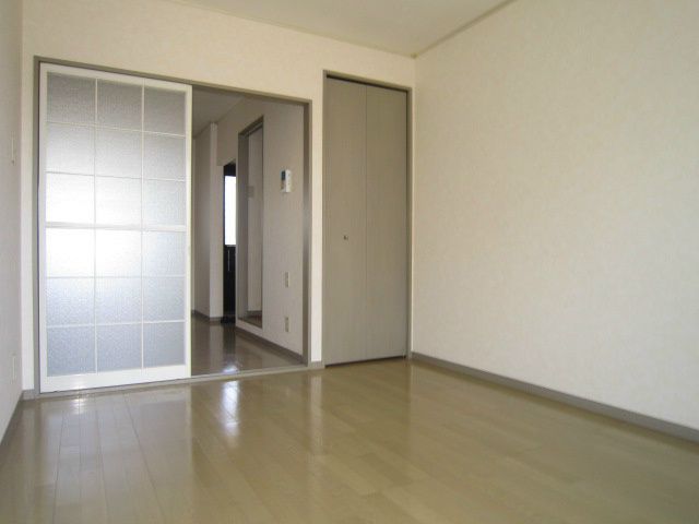 ベッドルーム