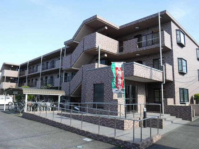 Sazan Piloti・つまだの外観画像