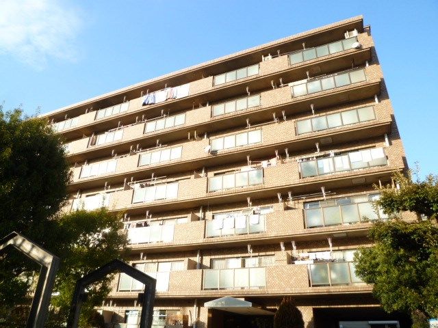 本厚木ロイヤルマンションの外観画像