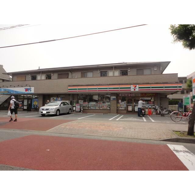 近くのセブンイレブン藤沢辻堂高砂店まで473m(徒歩6分)
