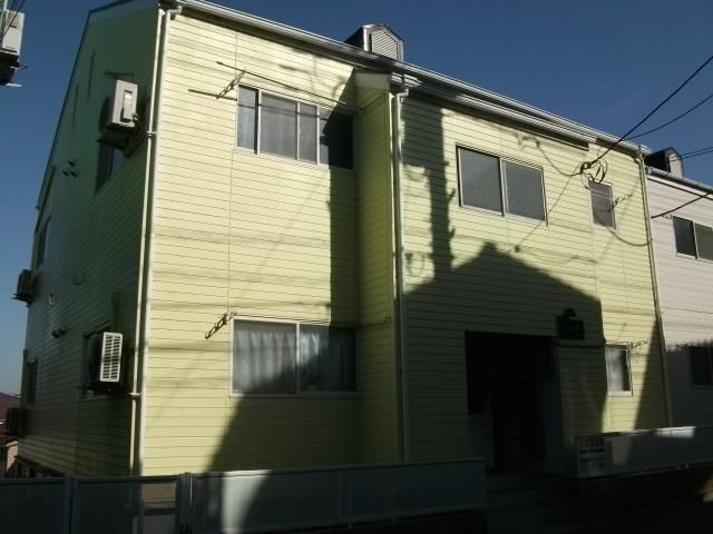 プラーズ愛甲Bの外観画像