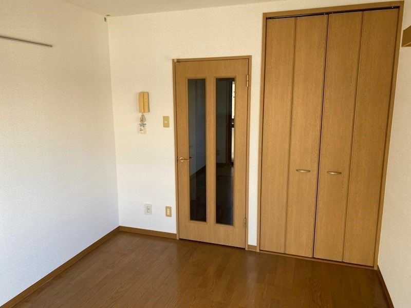 ベッドルーム