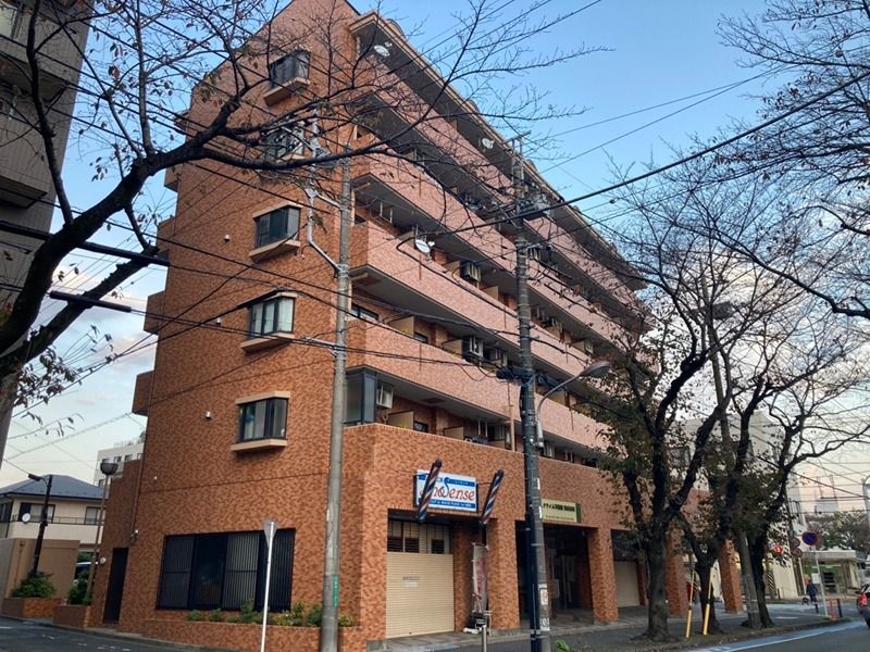 ライオンズマンション桜ヶ丘駅前の外観画像