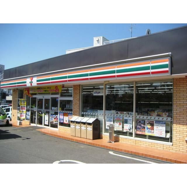 近くのセブンイレブン厚木愛甲東店まで631m（徒歩8分）