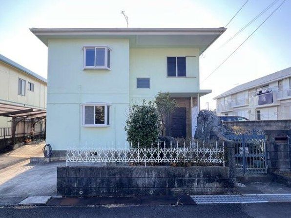 鳶尾貸家の外観画像