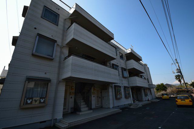 メゾンエスポアールの外観画像