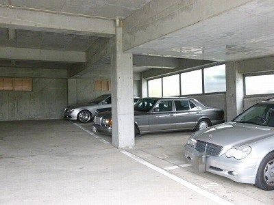 近くのポポロ広場まで33m（徒歩1分）