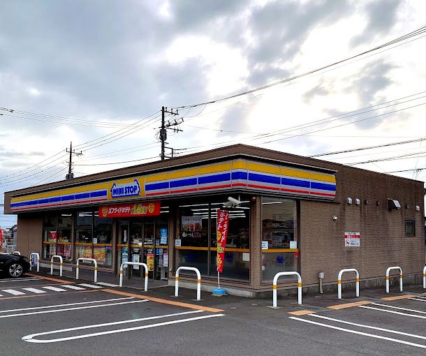 近くのミニストップ 海老名本郷店まで1,034m（徒歩13分）
