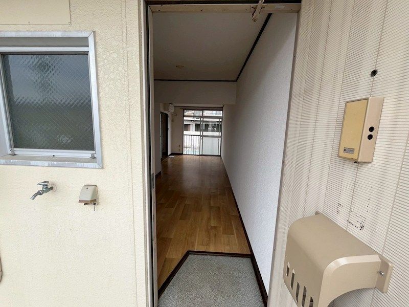 玄関
