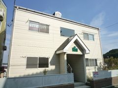 プラーズ愛甲C棟の外観画像
