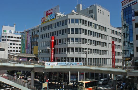 近くのダイヤモンドビルまで647m(徒歩9分)