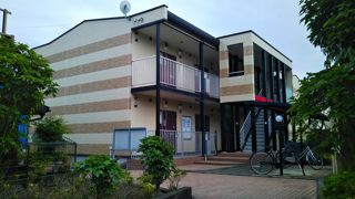 レオパレスWest Placeの外観画像