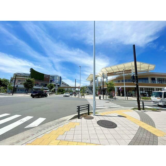 近くのBRANCH茅ヶ崎まで220m（徒歩3分）