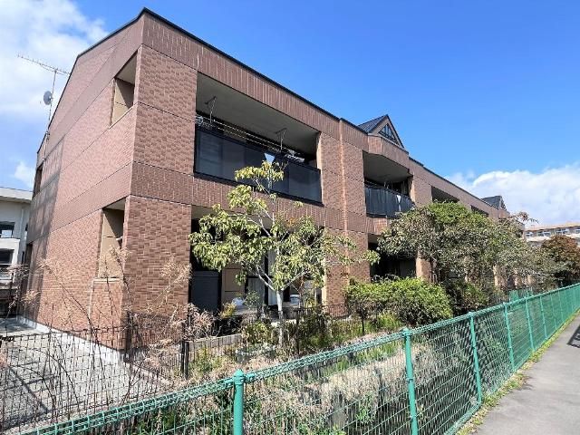 God valleyの外観画像