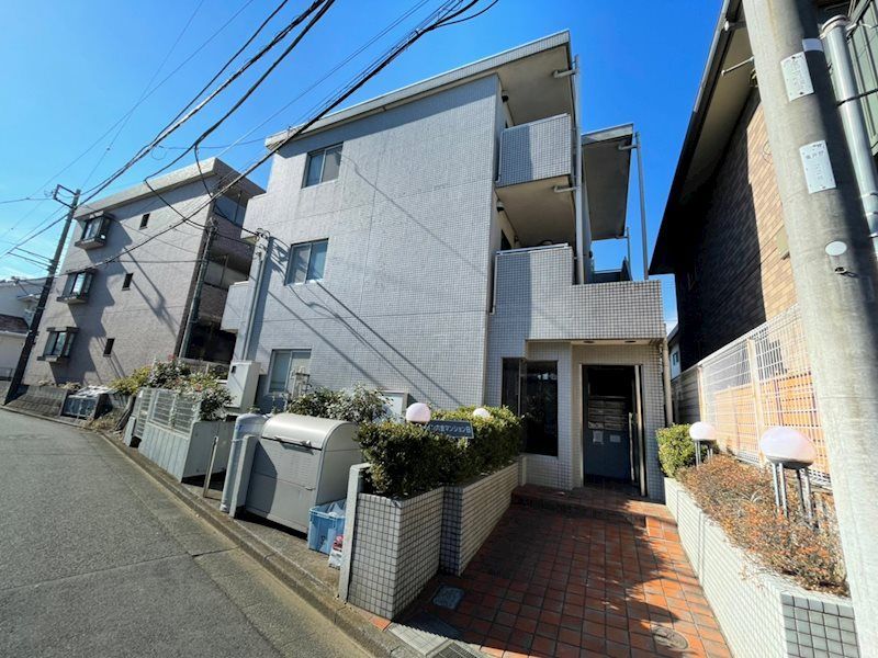 ライン六会マンションの外観画像