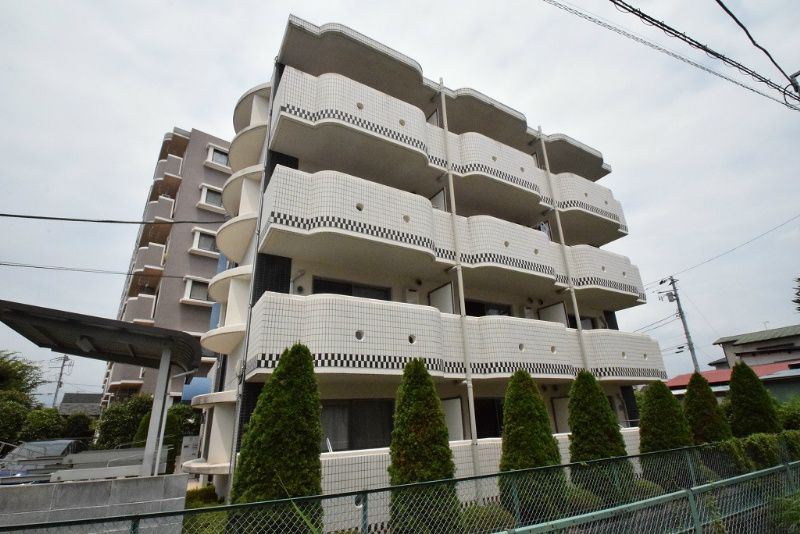 エクロールの外観画像
