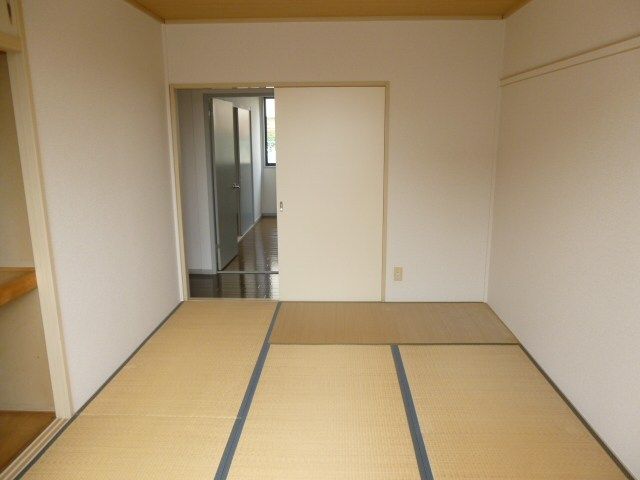 ベッドルーム